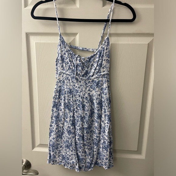 Mini dress - Picture 2 of 5